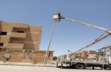 الإسكان: مواصلة استبدال كشافات الإنارة الصوديوم بليد وإزالة وصلات المياه الخلسة بالمدن الجديدة