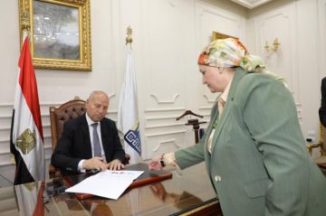 محافظ القاهرة يعلن حصور 132 طالبا وطالبة على الدرجات النهائية في الشهادة الإعدادية