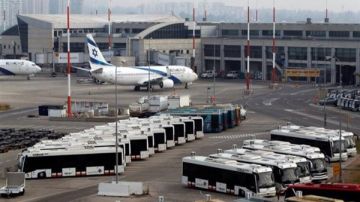 إسرائيل تعلق حركة الطيران وتغلق المدارس ضمن تدابير الطوارئ