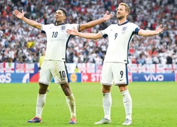 تشكيل إنجلترا ضد السنغال.. كين يقود الهجوم وظهور ساكا