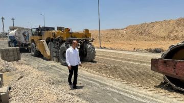 رئيس جهاز القاهرة الجديدة يتفقد أعمال تطوير محور التسعين الشمالي