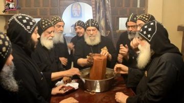 دير الأنبا بيشوي يحتفل بعيد استشهاد أباسخيرون القليني 