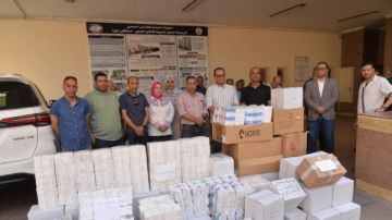 محافظ أسيوط: استلام شحنة من الأدوية و15 كرسيا كهربائيا متحركا