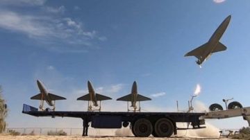 مراسل القاهرة الإخبارية : الأجواء اللبنانية تشهد عبور عشرات الصواريخ بين إسرائيل وإيران