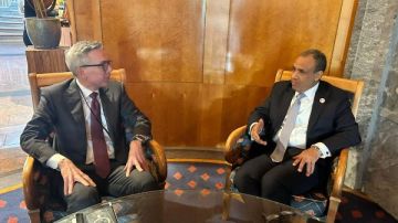 مصر تعزز شراكتها الخضراء مع النرويج.. عبد العاطي يبحث مع سكاتك تصدير الكهرباء النظيفة لأوروبا