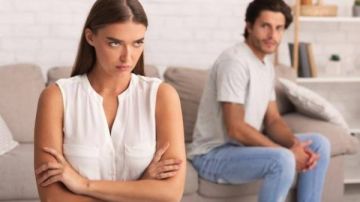 استشاري علاقات أسرية: العناد المتبادل في العلاقات لا يثبت القوة.. بل يؤدي لانهيار الحب