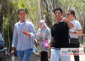 الثانوية العامة 2025.. طلاب الإسكندرية: جزئيات النحو بامتحان العربي صعبة والوقت غير كاف (صور)