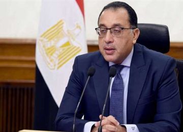 خلال اتصال هاتفي.. رئيس الوزراء يهنىء نظيره السوداني بتوليه منصبه الجديد