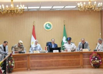 محافظ الشرقية يناقش الاستعدادات النهائية لانطلاق ماراثون امتحانات الثانوية العامة محافظ الشرقية يناقش الاستعدادات النهائية لانطلاق ماراثون امتحانات الثانوية العامة