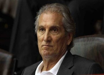  كانوا يرمون الحجارة و.. .. جوزيه يكشف تفاصيل لأول مرة عن حادثة استاد بورسعيد