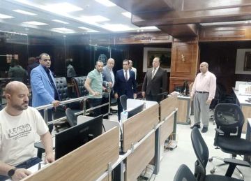 نائب محافظ قنا يتابع جاهزية مركز سيطرة الشبكة الوطنية للطوارئ خلال عيد الأضحى