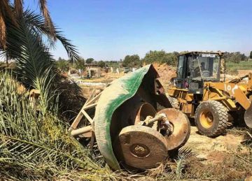 إزالة 32 طاحونة ذهب في حملة مكبرة علي منطقة وادى عبادي بأسوان إزالة 32 طاحونة ذهب في حملة مكبرة علي منطقة وادى عبادي بأسوان