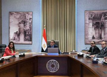 رئيس الوزراء يتابع موقف تمويل مشروعات المبادرة الرئاسية حياة كريمة 