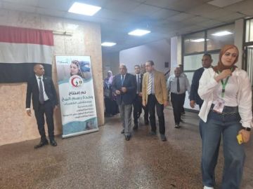 وزير الكهرباء يتفقد مستشفى الكهرباء بمنطقة ألماظة ويجري حوارات مع العاملين والمرضى