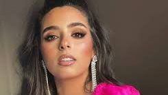 سارة عبد الرحمن في أحدث ظهور بالحنة سارة عبد الرحمن في أحدث ظهور بالحنة