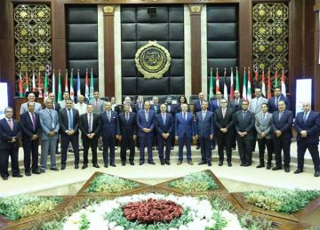  بلبع : العالم يشهد تحولات جذرية فى مجال التجارة والنقل البحري (صور)