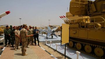 تشكيلات الدفاع الجوي القوات المسلحة تنظم زيارة للملحقين العسكريين لعدد من المنشآت