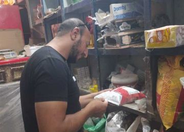 قبل العيد.. ضبط 38 كيلو أغذية غير صالحة للاستهلاك بالمنيا