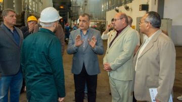 وزير الإنتاج الحربي يؤكد حرصه على المتابعة الميدانية لجميع الشركات والوحدات وزير الإنتاج الحربي يؤكد حرصه على المتابعة الميدانية لجميع الشركات والوحدات