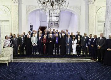 لتقديم التهنئة والمشاركة في صكوك الأضاحي: وزير الأوقاف يستقبل رئيس الطائفة الإنجيلية والوفد المرافق له (صور)