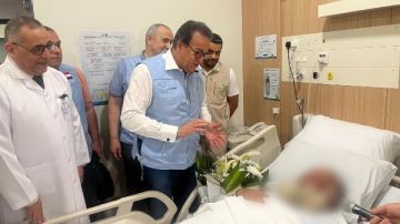 وزير الصحة للحجاج في عيادات البعثة الطبية: خدمتكم شرف لنا