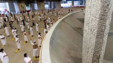 بدء تفويج حجاج القرعة المتعجلين من منى إلى مكة بدء تفويج حجاج القرعة المتعجلين من منى إلى مكة