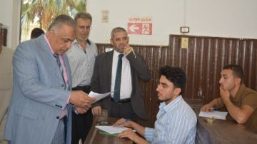 طلاب جامعة الأزهر: أسئلة الامتحانات في مستوى الطالب المتوسط طلاب جامعة الأزهر: أسئلة الامتحانات في مستوى الطالب المتوسط