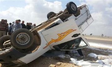 إصابة 10 أشخاص إثر انقلاب سيارة بطريق الإسكندرية الصحراوي
