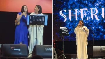 بعد الغناء بلاي باك .. معجبة تغني لايف في حفل شيرين على المسرح