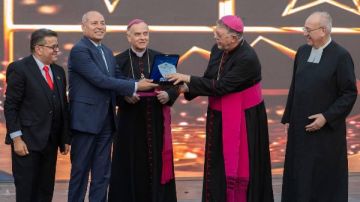 بحضور محافظ القاهرة.. مدرسة القديس بولس تحتفل بمرور 135 عاما على إنشائها بحضور محافظ القاهرة.. مدرسة القديس بولس تحتفل بمرور 135 عاما على إنشائها