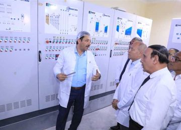 محافظ القاهرة يتفقد مطاحن إنتاج الدقيق التمويني بالمنطقة الصناعية بمدينة 15 مايو محافظ القاهرة يتفقد مطاحن إنتاج الدقيق التمويني بالمنطقة الصناعية بمدينة 15 مايو