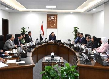 رئيس الوزراء يبحث تحديات وفرص صناعة السكر الاستراتيجية في مصر