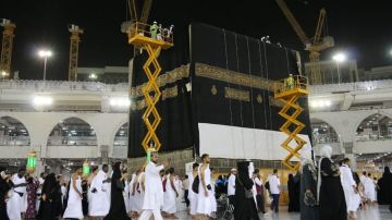 غدا.. تغيير كسوة الكعبة في الأول من شهر محرم للعام 1447 هـ