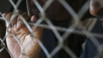 ناصر قالي معايا سبوبة حلوة هناكل منها الشهد .. ننشر اعترافات سيد العفريت المتهم في قتل مساعد وزير الداخلية الأسبق وزوجته بأسيوط ناصر قالي معايا سبوبة حلوة هناكل منها الشهد .. ننشر اعترافات سيد العفريت المتهم في قتل مساعد وزير الداخلية الأسبق وزوجته بأسيوط