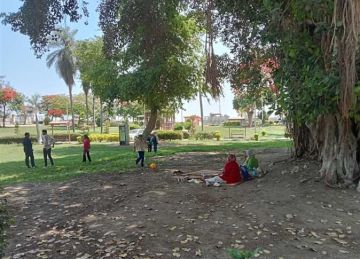 إقبال ضعيف في أول أيام عيد الأضحى على حدائق القناطر الخيرية إقبال ضعيف في أول أيام عيد الأضحى على حدائق القناطر الخيرية