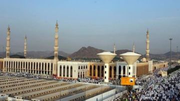 السعودية.. اكتمال الاستعدادات في مسجد نمرة لاستقبال الحجاج يوم عرفة السعودية.. اكتمال الاستعدادات في مسجد نمرة لاستقبال الحجاج يوم عرفة