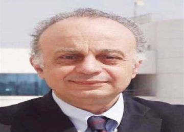 رئيس الرقابة المالية الأسبق: آثار طرح أرض شقير على التصنيف الائتماني غير واضحة رئيس الرقابة المالية الأسبق: آثار طرح أرض شقير على التصنيف الائتماني غير واضحة