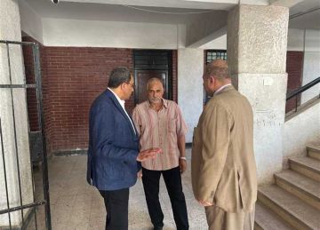 محافظ قنا يتابع أعمال تطوير حمام السباحة الأوليمبي ويتفقد امتحانات الثانوية العامة