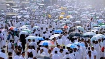 يوم التروية أول مناسك الحج.. ضيوف الرحمن في مشعر منى استعدادا للوقوف بعرفة يوم التروية أول مناسك الحج.. ضيوف الرحمن في مشعر منى استعدادا للوقوف بعرفة