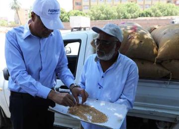 محافظ أسوان يتفقد منظومة العمل داخل مطحن ناصر في كوم أمبو