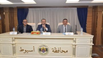 محافظ أسيوط: ترشيد الطاقة والإسراع في حل طفح الصرف الصحي بـ المصلة محافظ أسيوط: ترشيد الطاقة والإسراع في حل طفح الصرف الصحي بـ المصلة