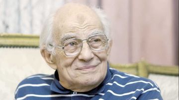 ملكة المسرح.. رشوان توفيق: سميحة أيوب غلاوتها عندي كبيرة