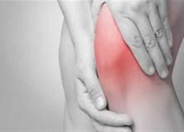  المريض الوحيد اللي بيدفع التمن .. استشاري يحذر من تجاهل أعراض خشونة الركبة