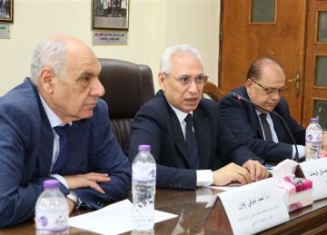 على مدار 3 أيام.. بدء فعاليات الدورة الافتتاحية المؤهلة للترشح على مقعد عميد كلية بالمنيا