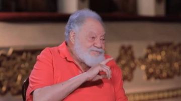 في حوار إنساني ماذا قال يحيى الفخراني عن الزعيم عادل إمام والراحل نبيل الحلفاوي؟