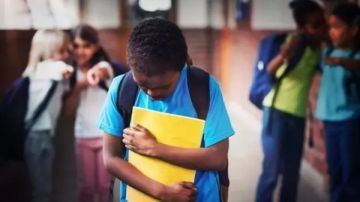 رئيس برلمانية الوفد بالشيوخ: التنمر والتحرش معول هدم للأمم ويعيدنا لعصور التخلف رئيس برلمانية الوفد بالشيوخ: التنمر والتحرش معول هدم للأمم ويعيدنا لعصور التخلف