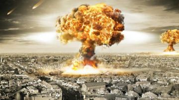 هل نتأثر بـ الإشعاع النووي بعد ضرب إيران؟.. رد رسمي من مصر والسعودية