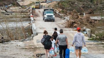 كارثة نهر جوادالوبي.. 100قتيل في فيضانات تكساس وترامب يزور الولاية المنكوبة