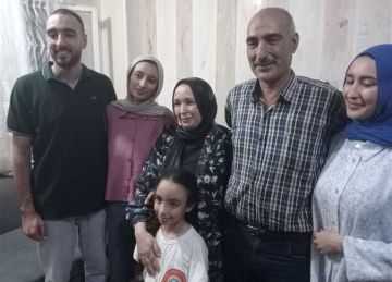 محافظ الشرقية يهنئ الطالبة ياسمين حسام ضمن أوائل الثانوية العامة