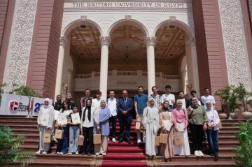 15 من أوائل الثانوية العامة يحصلون على منح كاملة من الجامعة البريطانية في مصر